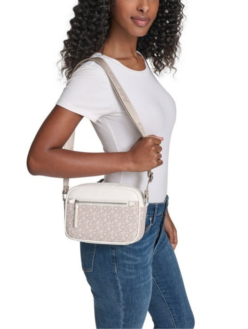 NEWLIKE CONDITION DKNY CROSSBODY CAMERA STYLE BAG